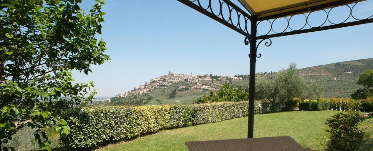 Agriturismo Fiordaliso Trevi Exterior photo